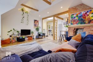 Photo 14- click for photo gallery